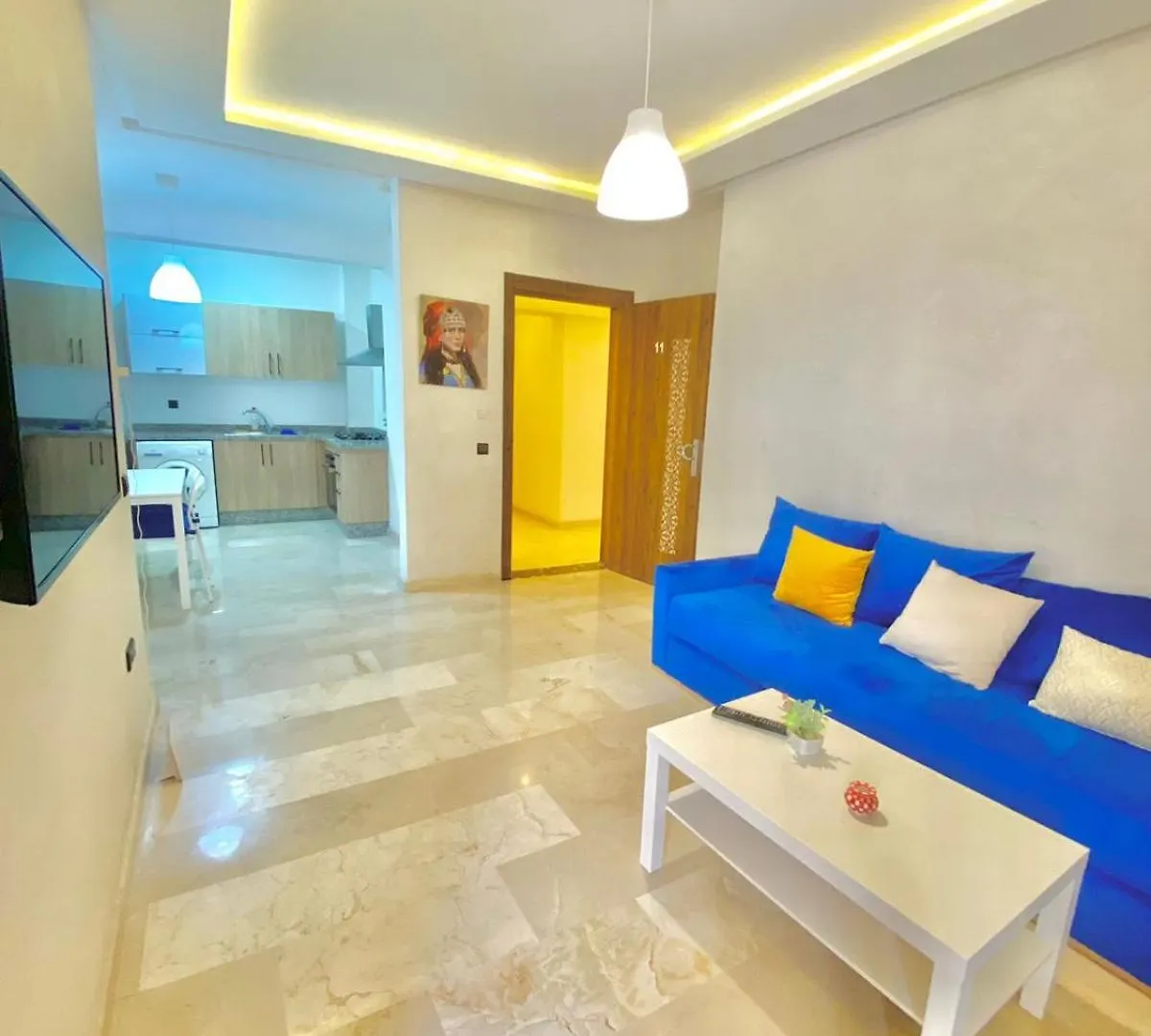 Appartement Avec Piscine En Face A La Gare Gueliz Marrakesz Apartament