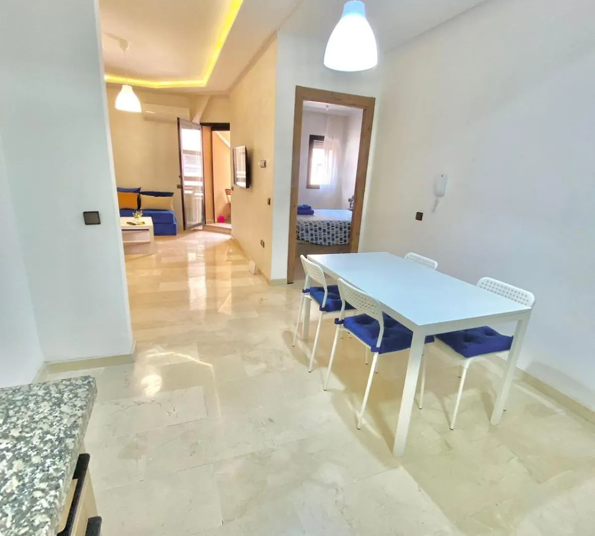 Appartement Avec Piscine En Face A La Gare Gueliz Marrakesz 0*,